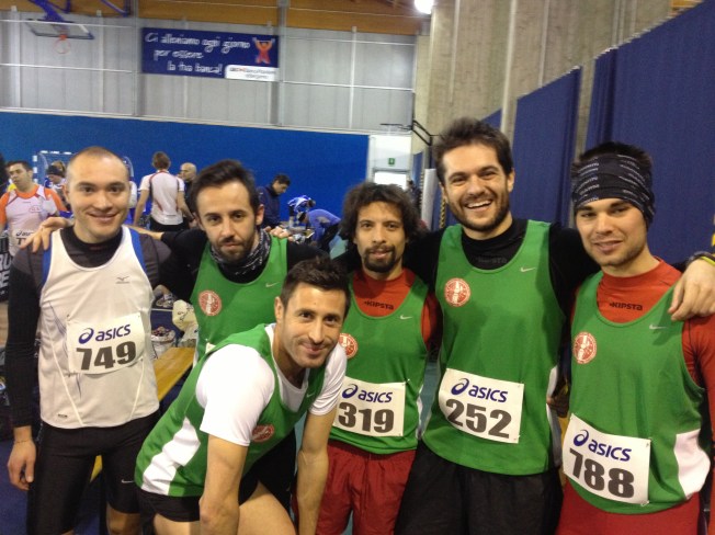 Chissà perchè qualcuno si sta nascondendo...