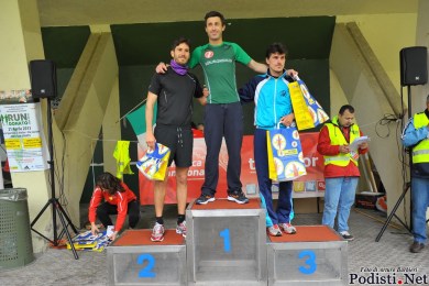 Zaffo sul gradino più alto del podio