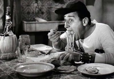  Di sicuro, il mitico Sordi non ha girato questa scena il giovedì pre maratona...