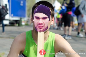 ...o sopra un marciapiede San Siro...